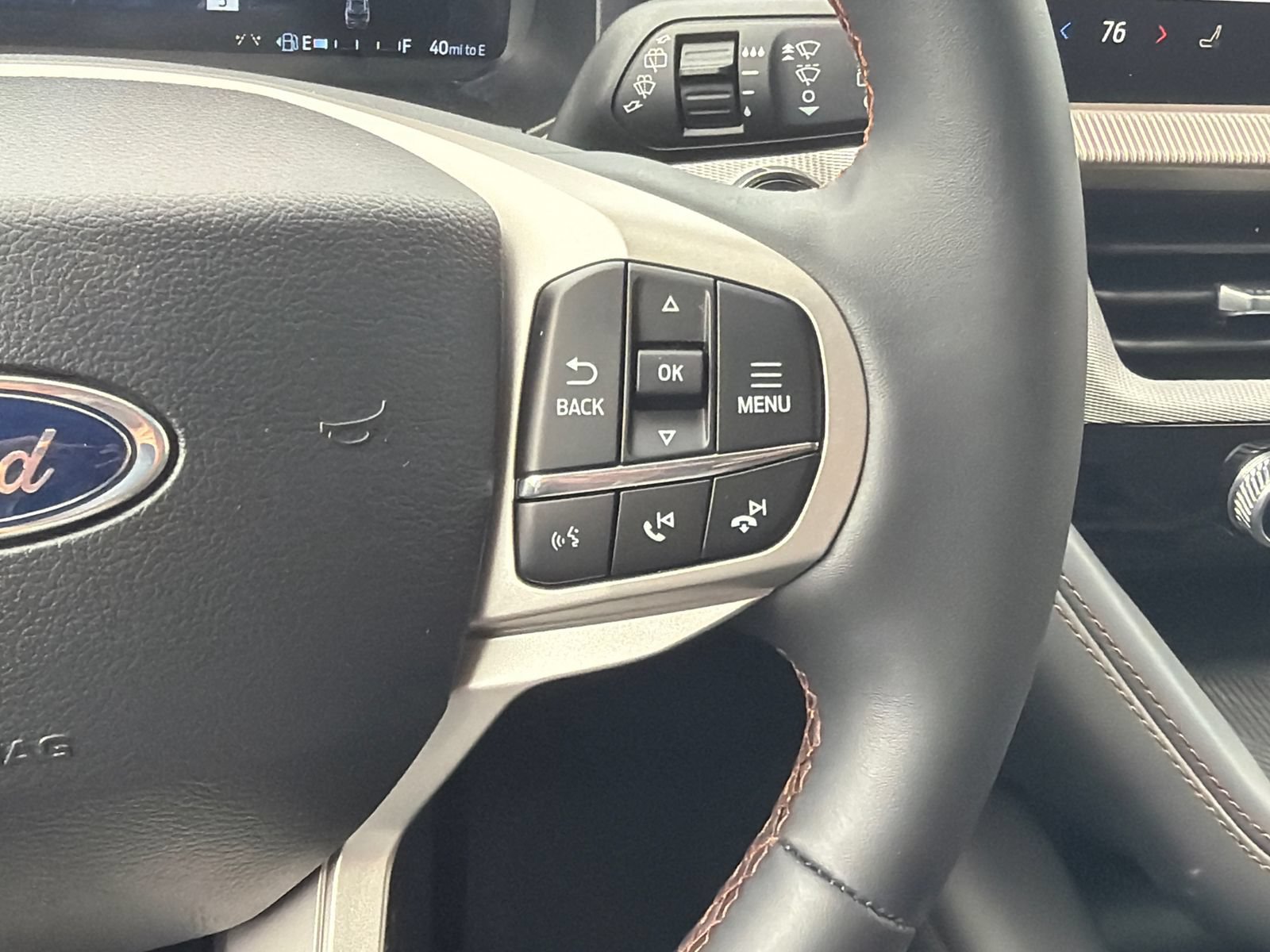 New 2026 Ford Explorer Active AWD/4WD image 21