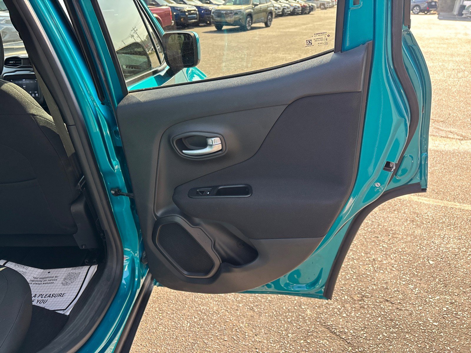 Used 2019 Jeep Renegade Latitude image 38