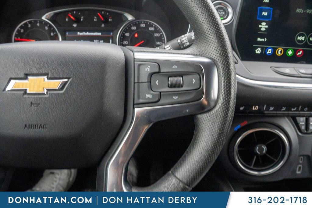 Used 2025 Chevrolet Blazer LT FWD image 12