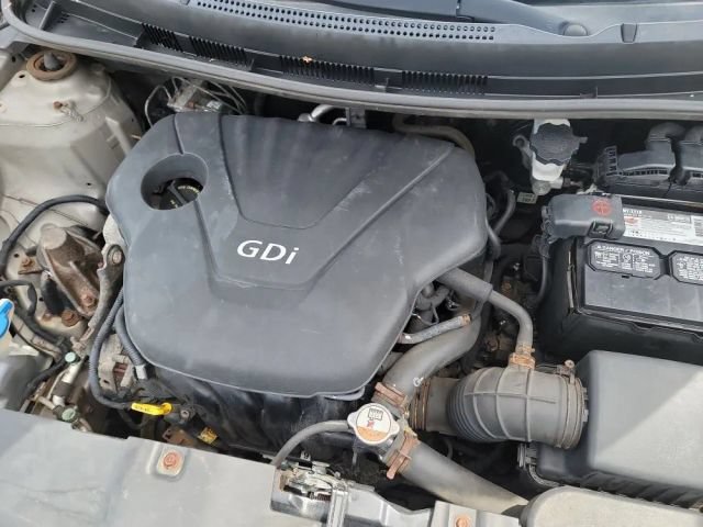 Used 2012 Hyundai Accent GLS FWD image 26