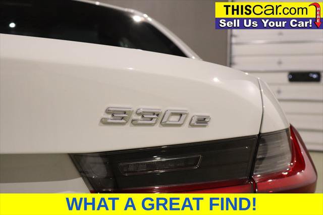 Used 2024 BMW 330e RWD image 13
