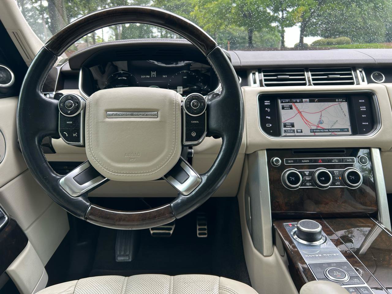 Used 2015 Land Rover Range Rover Long Wheelbase Supercharged AWD/4WD image 33