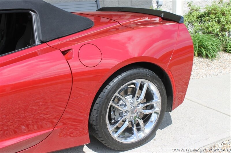 Used 2014 Chevrolet Corvette Stingray Convertible w/ 3LT Preferred Equipment Group RWD image 12