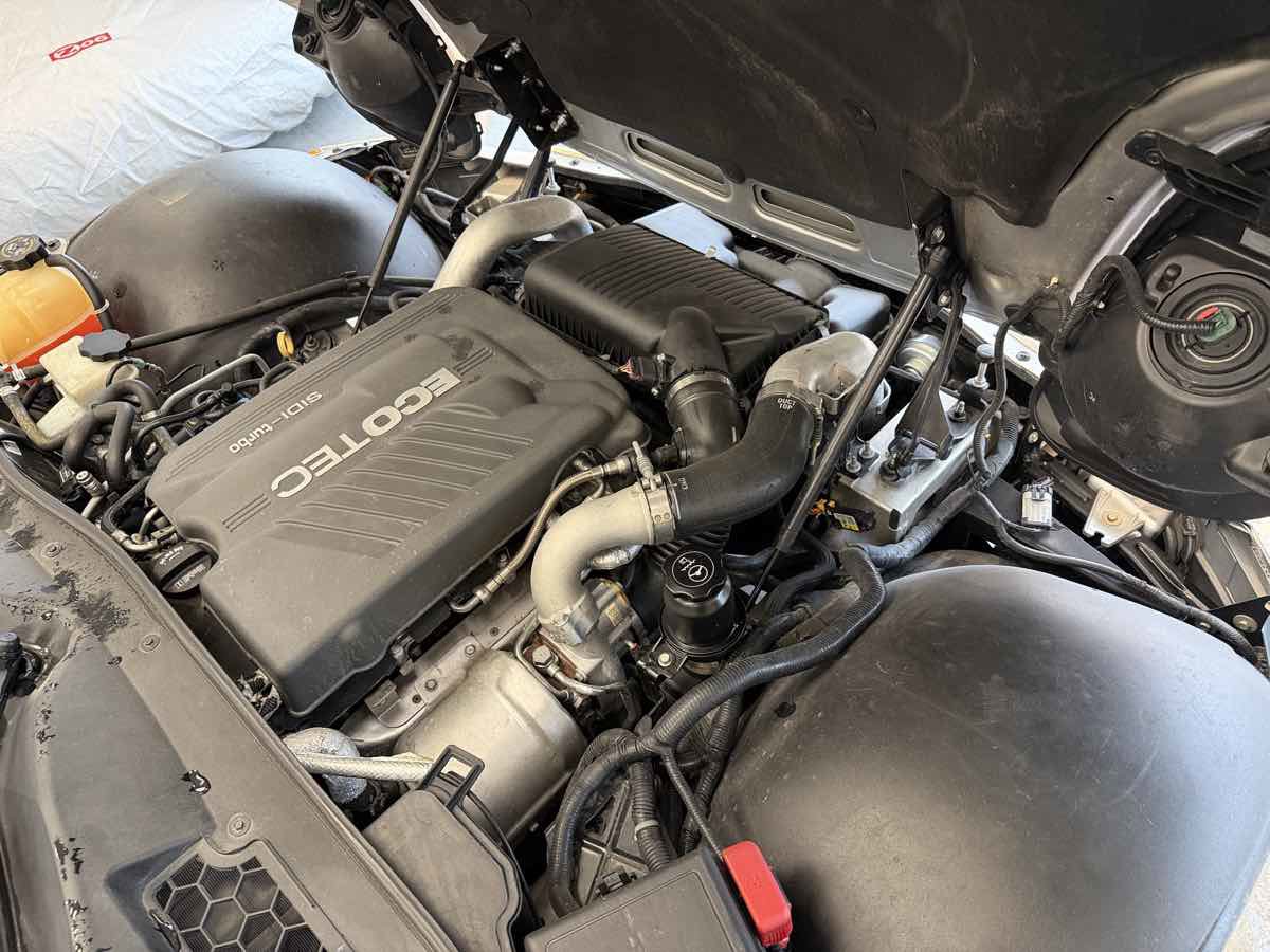 Used 2007 Pontiac Solstice GXP w/ Premium Package RWD image 27