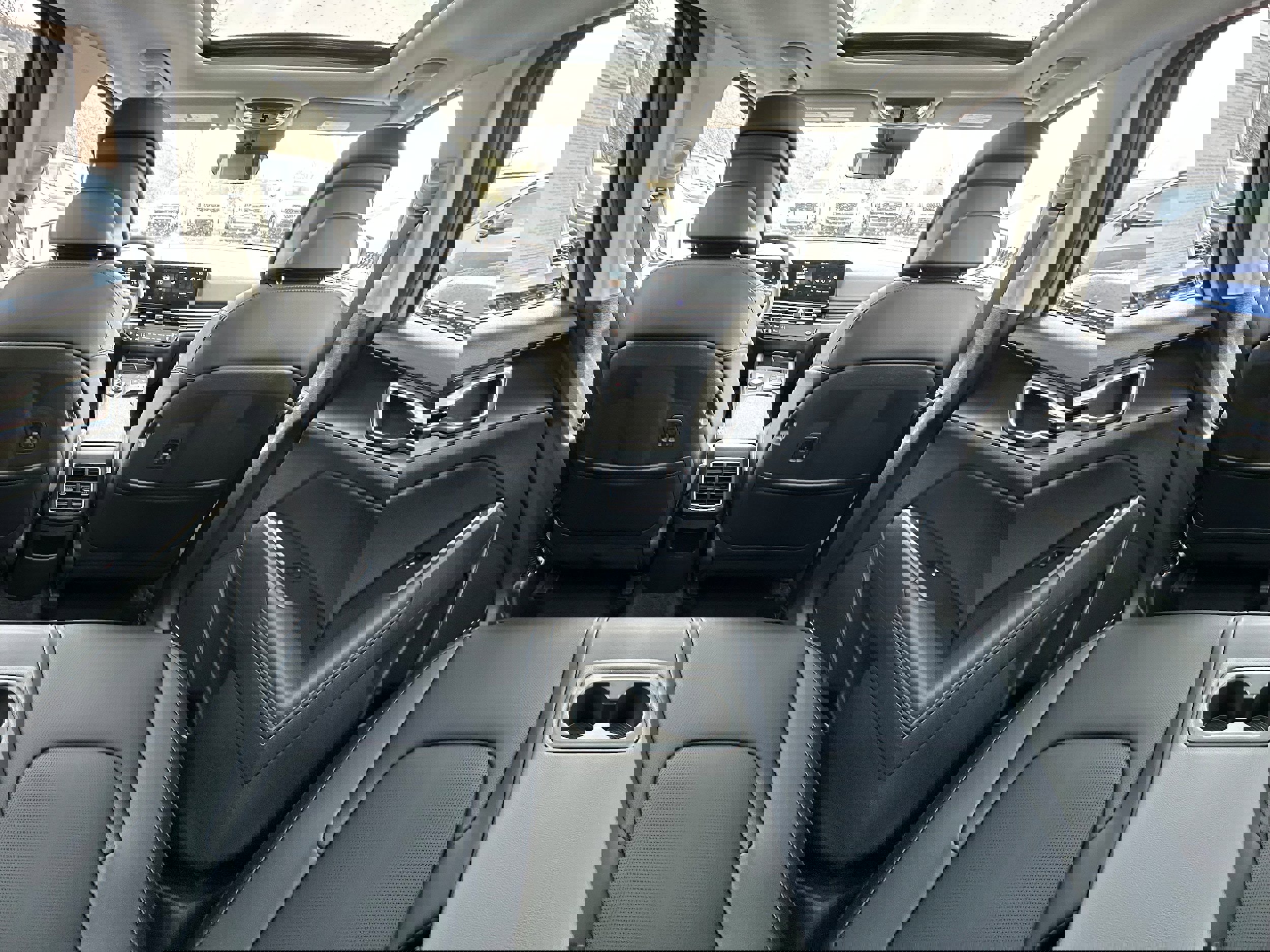 New 2026 Kia Sportage EX image 13