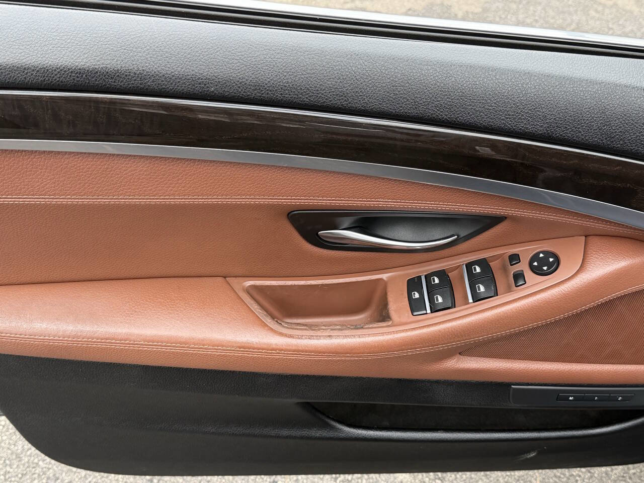 Used 2014 BMW 528i xDrive Sedan image 9