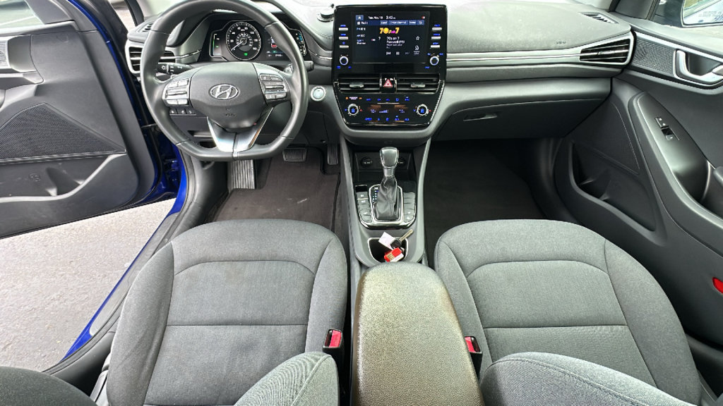 Used 2021 Hyundai Ioniq SE FWD image 26