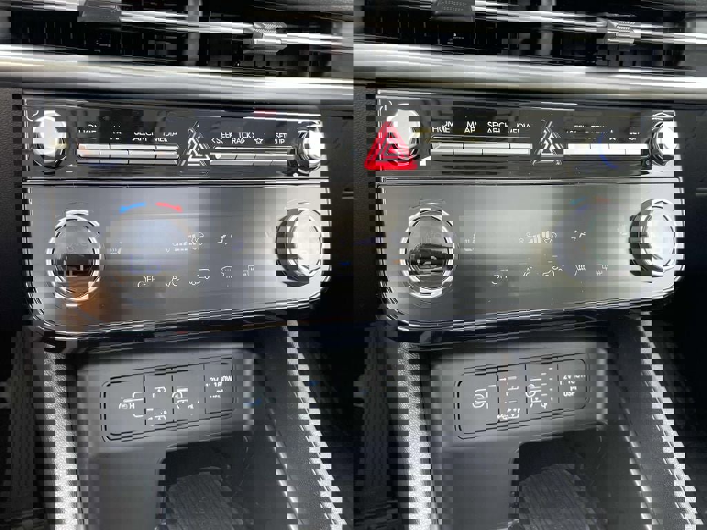 New 2026 Hyundai Tucson SEL image 18