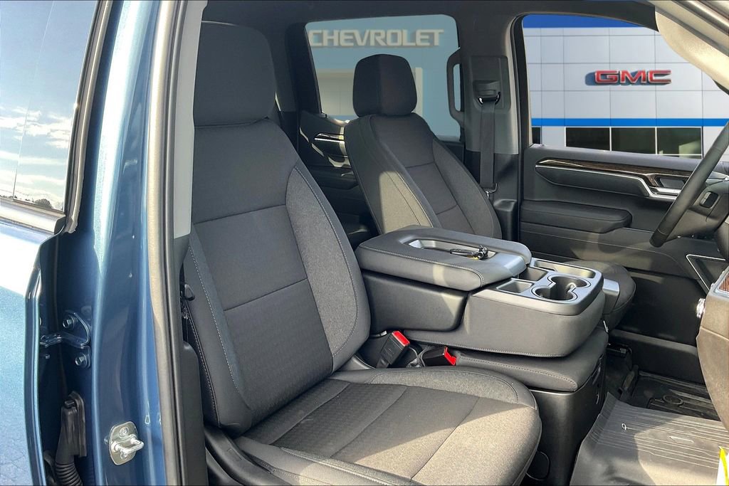 New 2026 GMC Sierra 1500 Elevation image 11