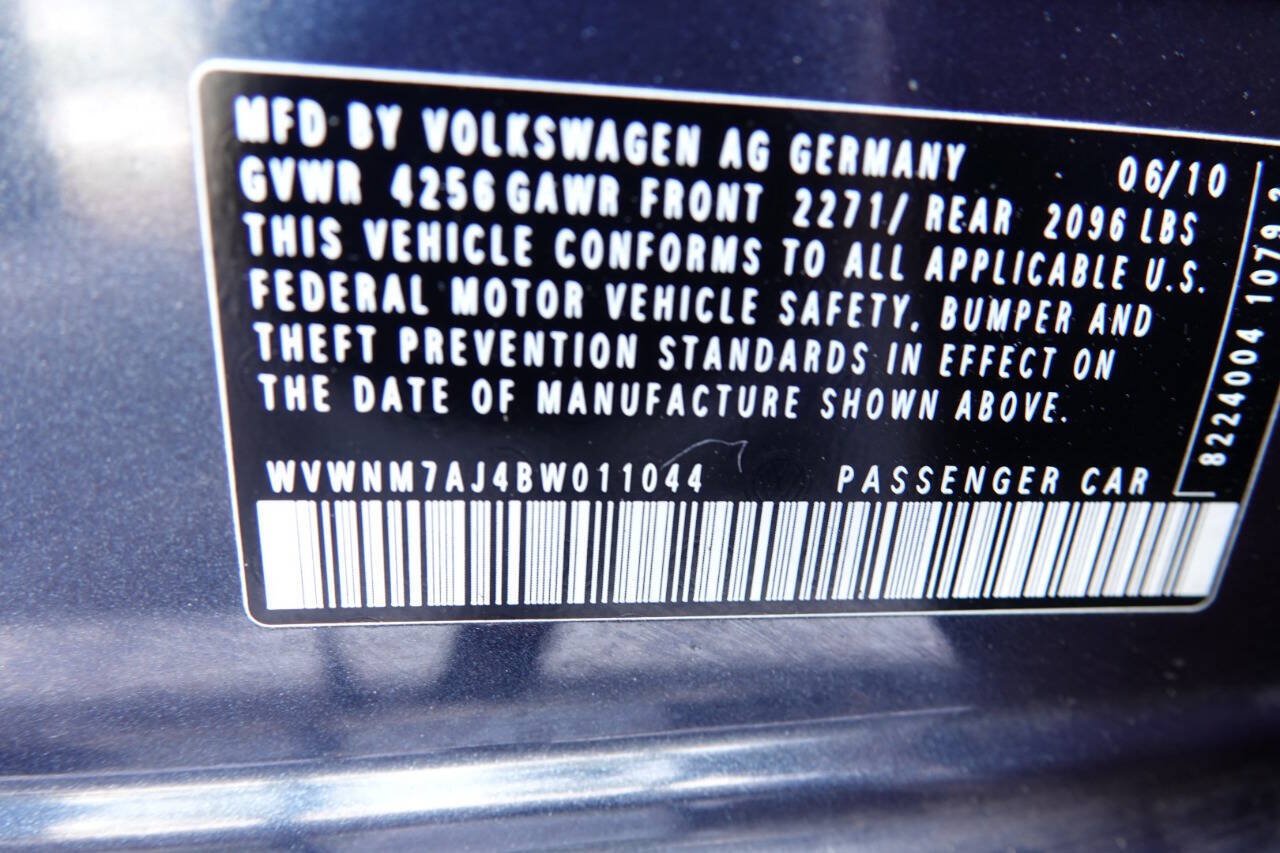 Used 2011 Volkswagen Golf TDI w/ Cold Weather Pkg FWD image 92