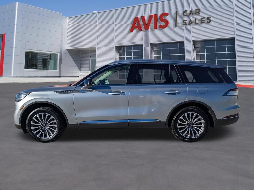 Used 2024 Lincoln Aviator Reserve AWD/4WD image 10