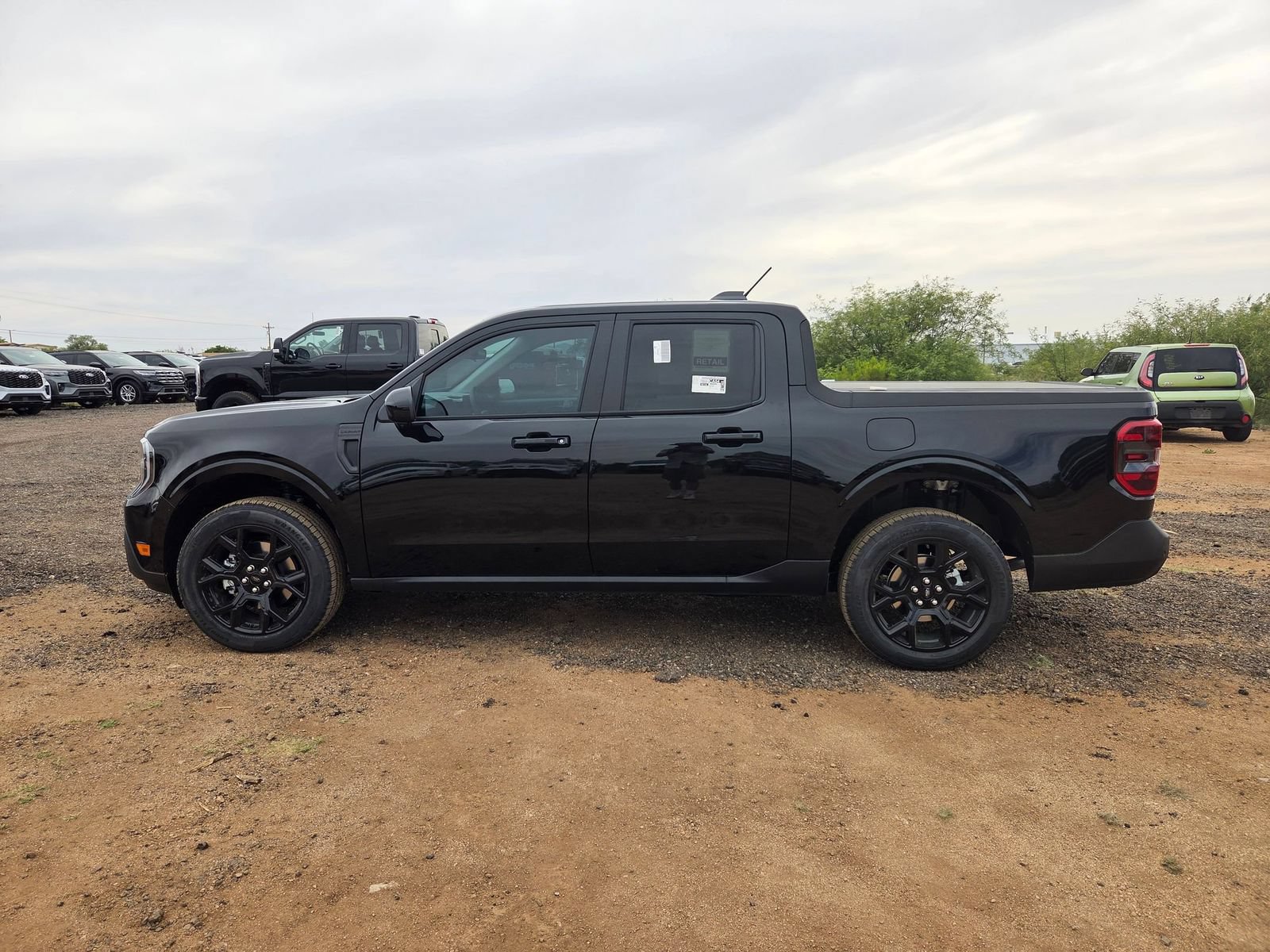 New 2026 Ford Maverick Lariat w/ Black Appearance Package AWD/4WD image 9