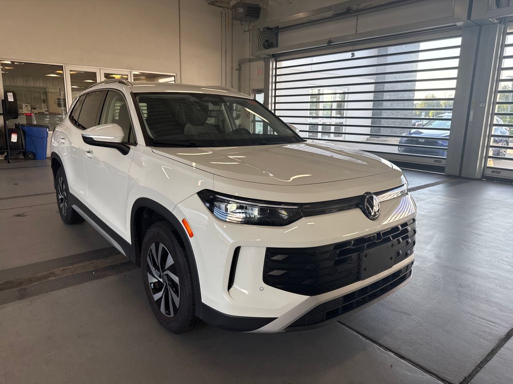 Certified 2025 Volkswagen Tiguan S AWD/4WD 360° Tour