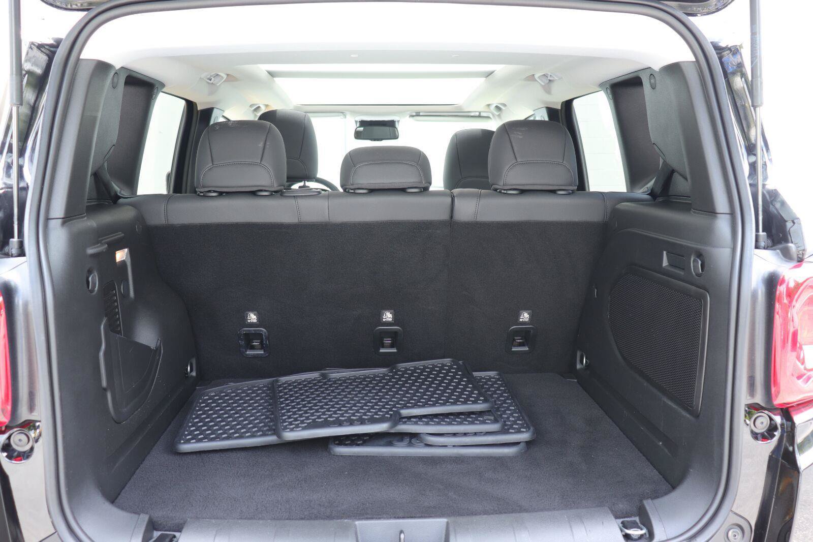 Used 2023 Jeep Renegade Limited w/ Sun/Sound Group AWD/4WD image 16
