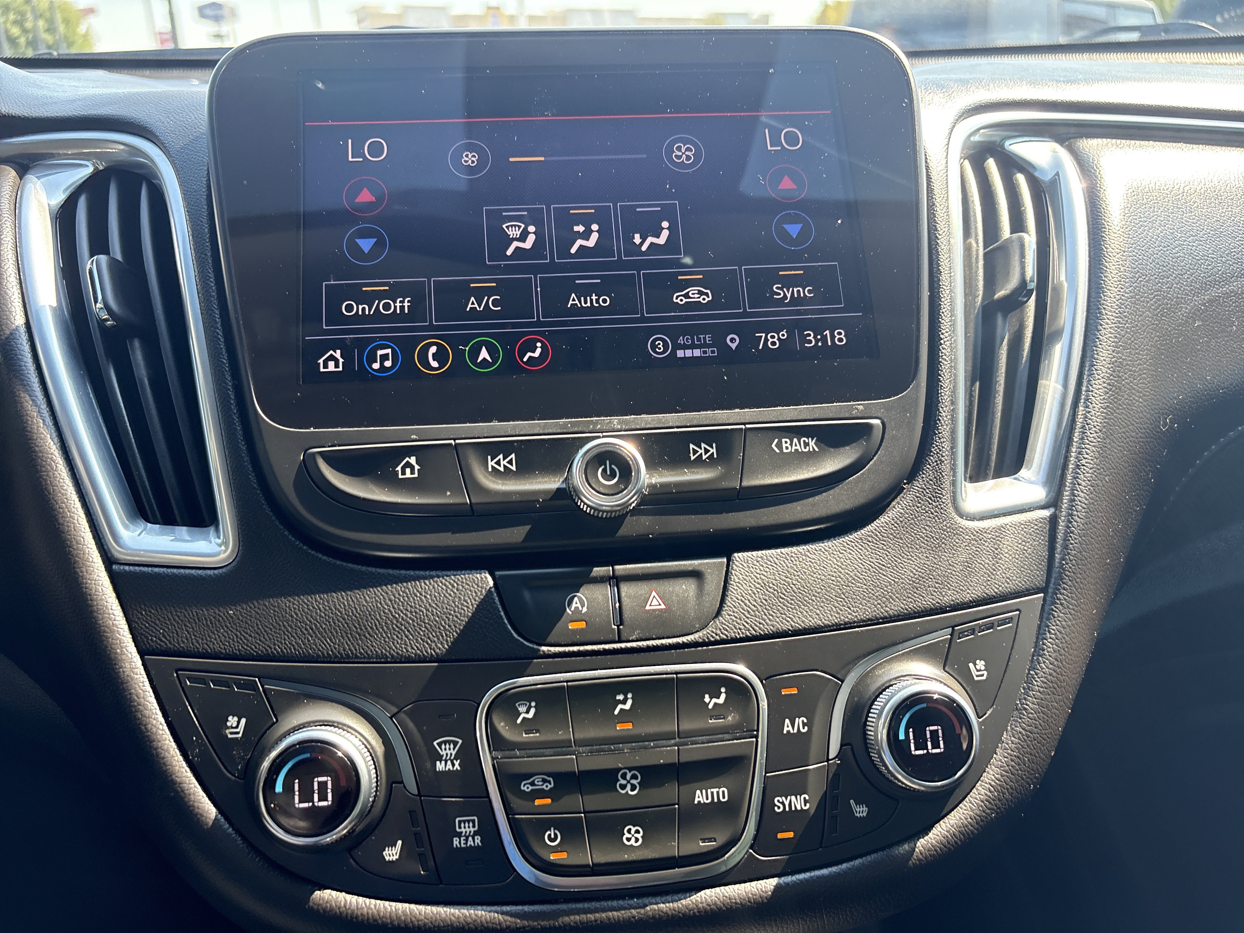 Used 2023 Chevrolet Malibu LT FWD image 13