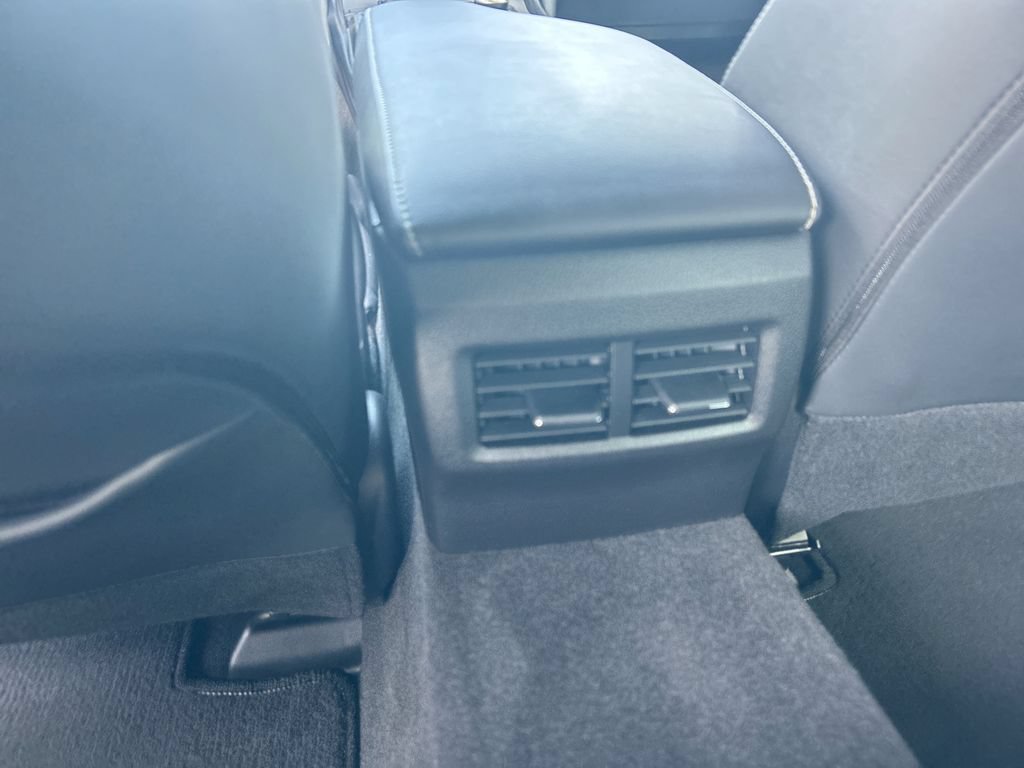 Used 2023 Lexus IS 300 w/ Comfort Package RWD image 34