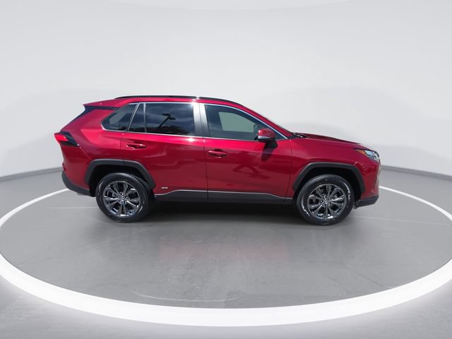 Used 2023 Toyota RAV4 XLE Premium AWD/4WD image 9
