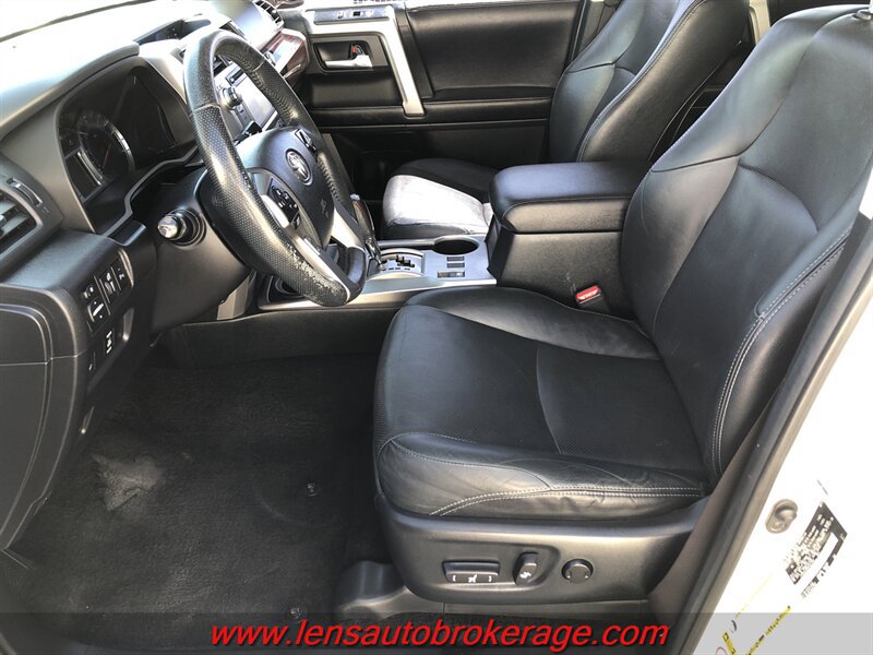 Used 2017 Toyota 4Runner Limited AWD/4WD image 11
