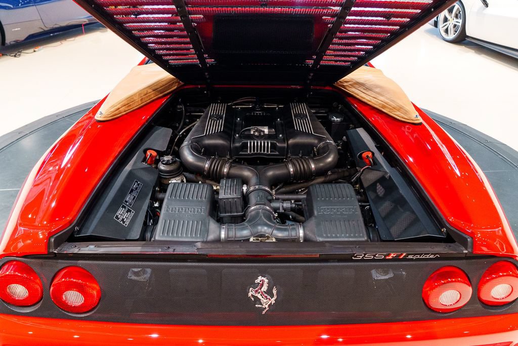 Used 1999 Ferrari F355 Spider RWD image 21