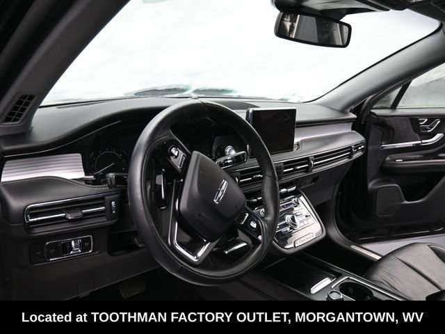 Used 2022 Lincoln Corsair AWD w/ Premium Package image 15