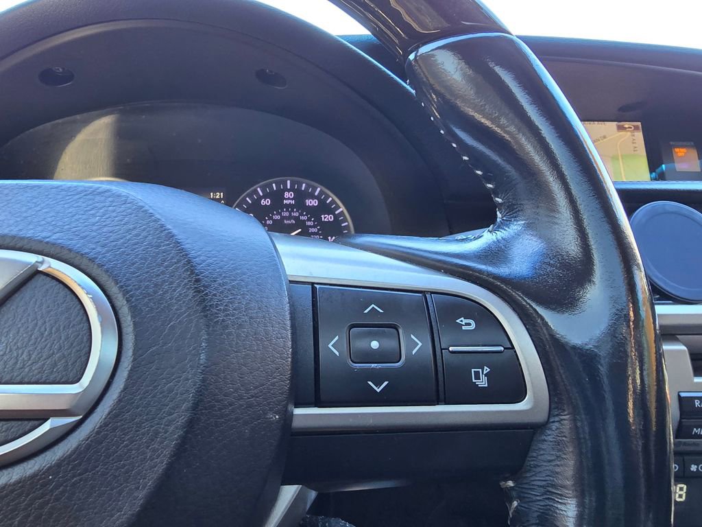 Used 2016 Lexus ES 300h image 32