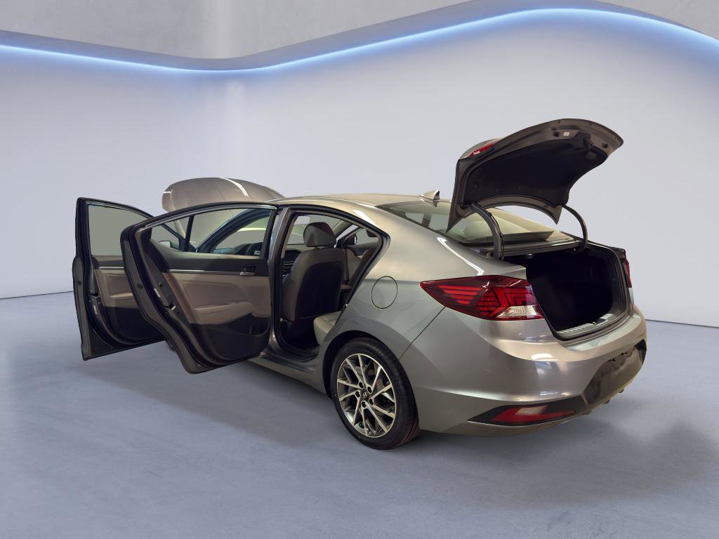 Used 2019 Hyundai Elantra Limited FWD image 10