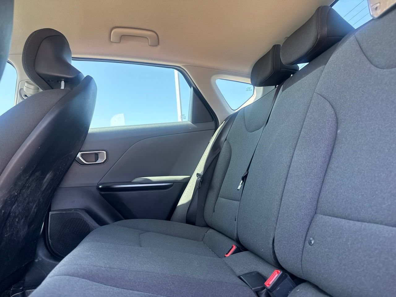 Used 2025 Kia K4 FWD image 27