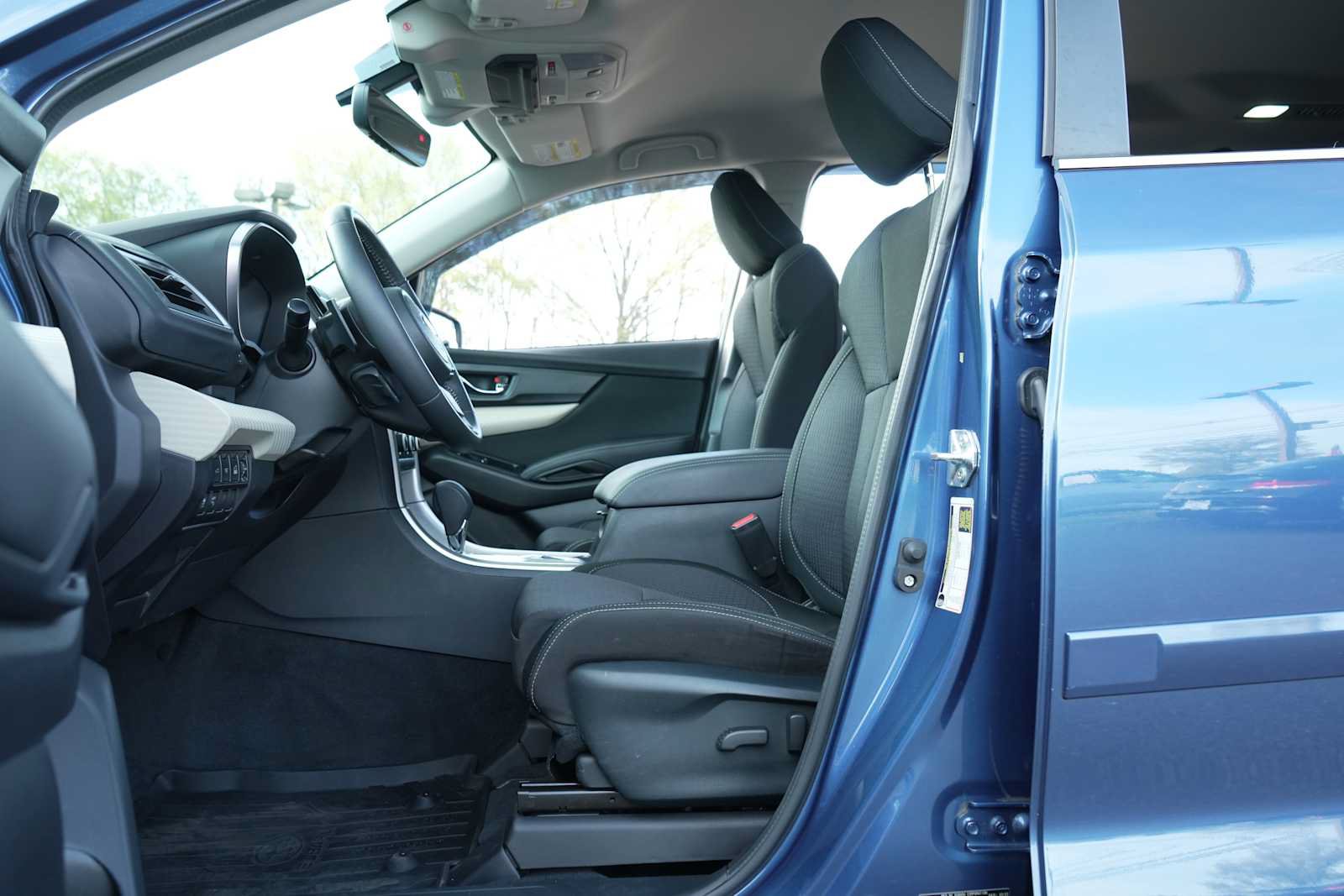 Used 2022 Subaru Ascent Premium w/ Convenience Package AWD/4WD image 15