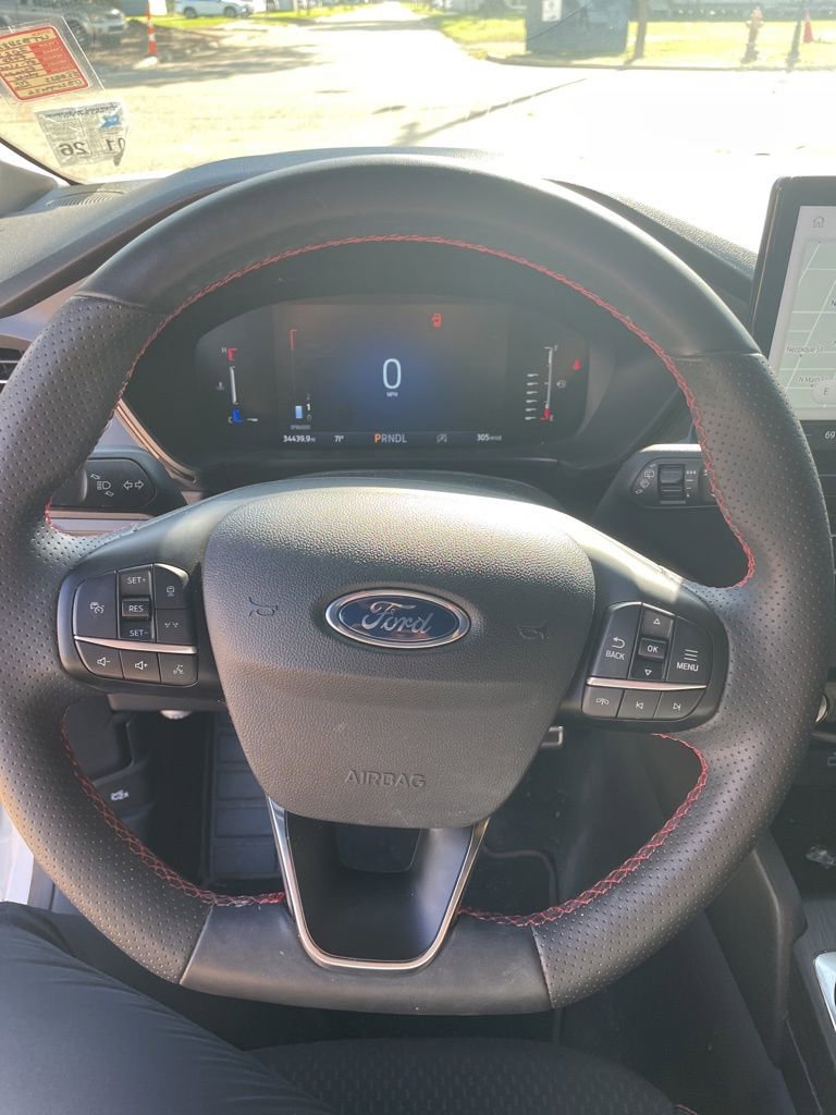 Used 2023 Ford Escape ST-Line w/ Tech Pack #1 image 10