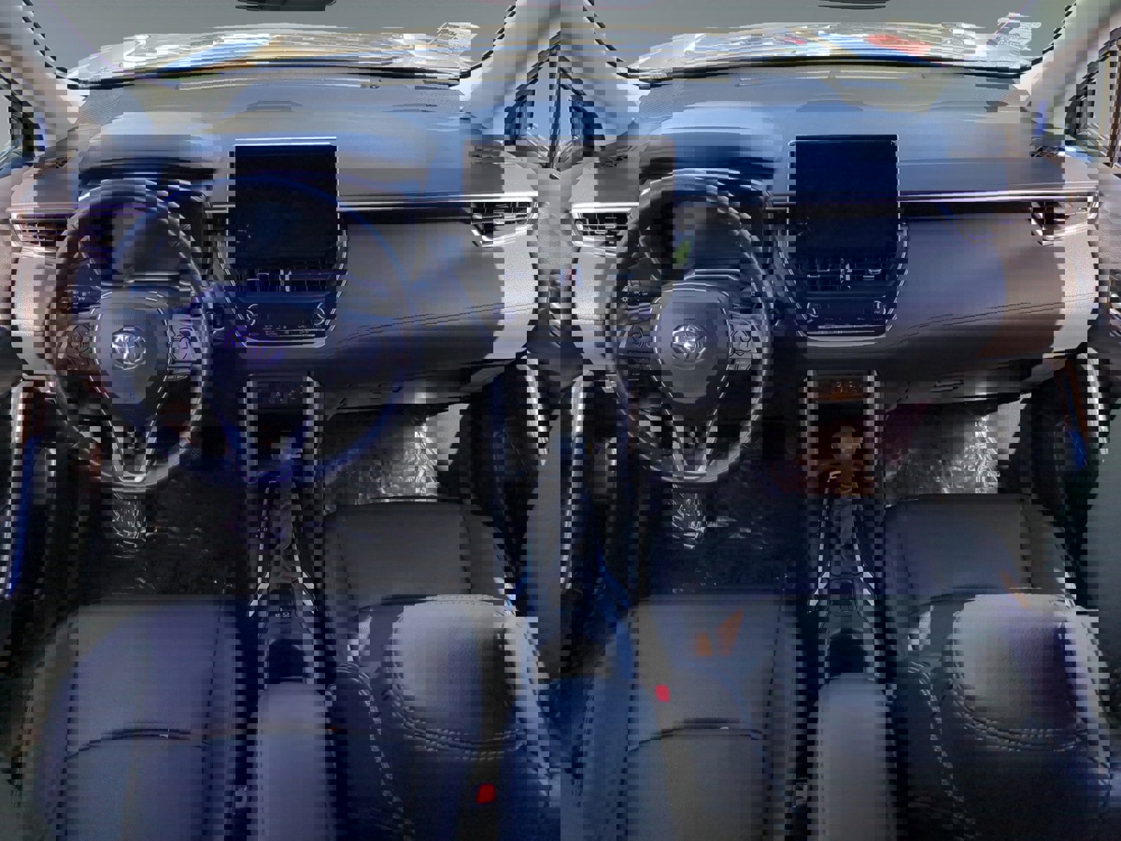 Used 2023 Toyota Corolla Cross XLE image 10