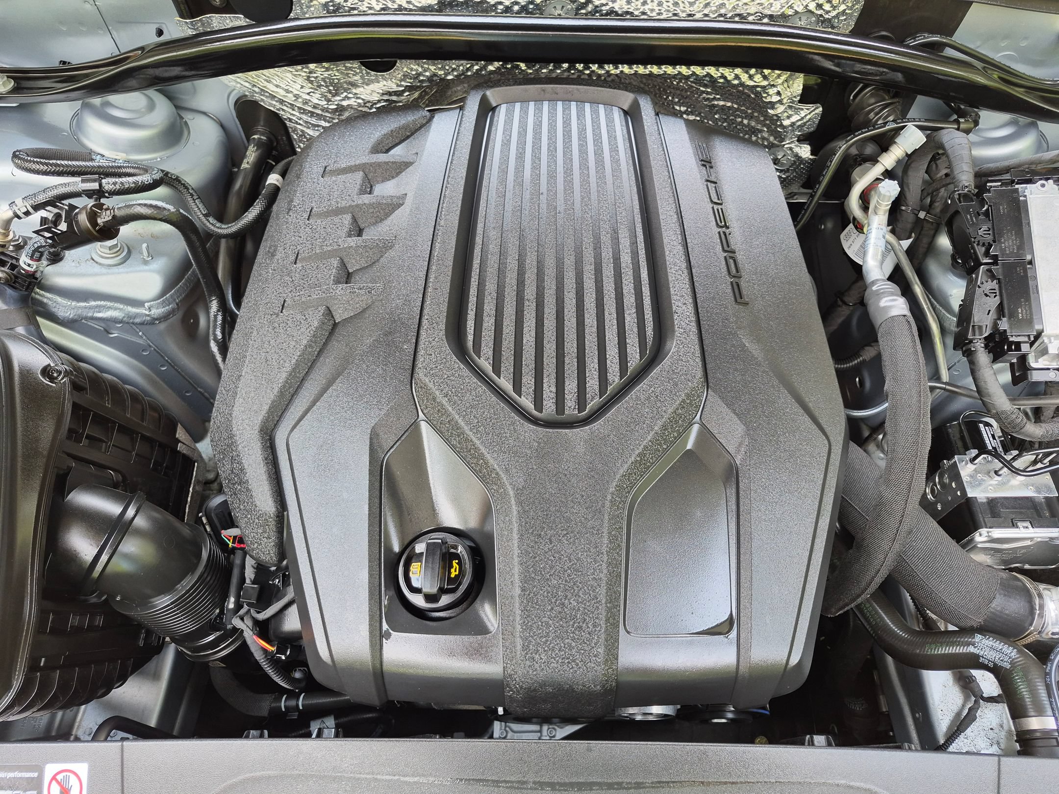 Certified 2026 Porsche Macan AWD/4WD image 35