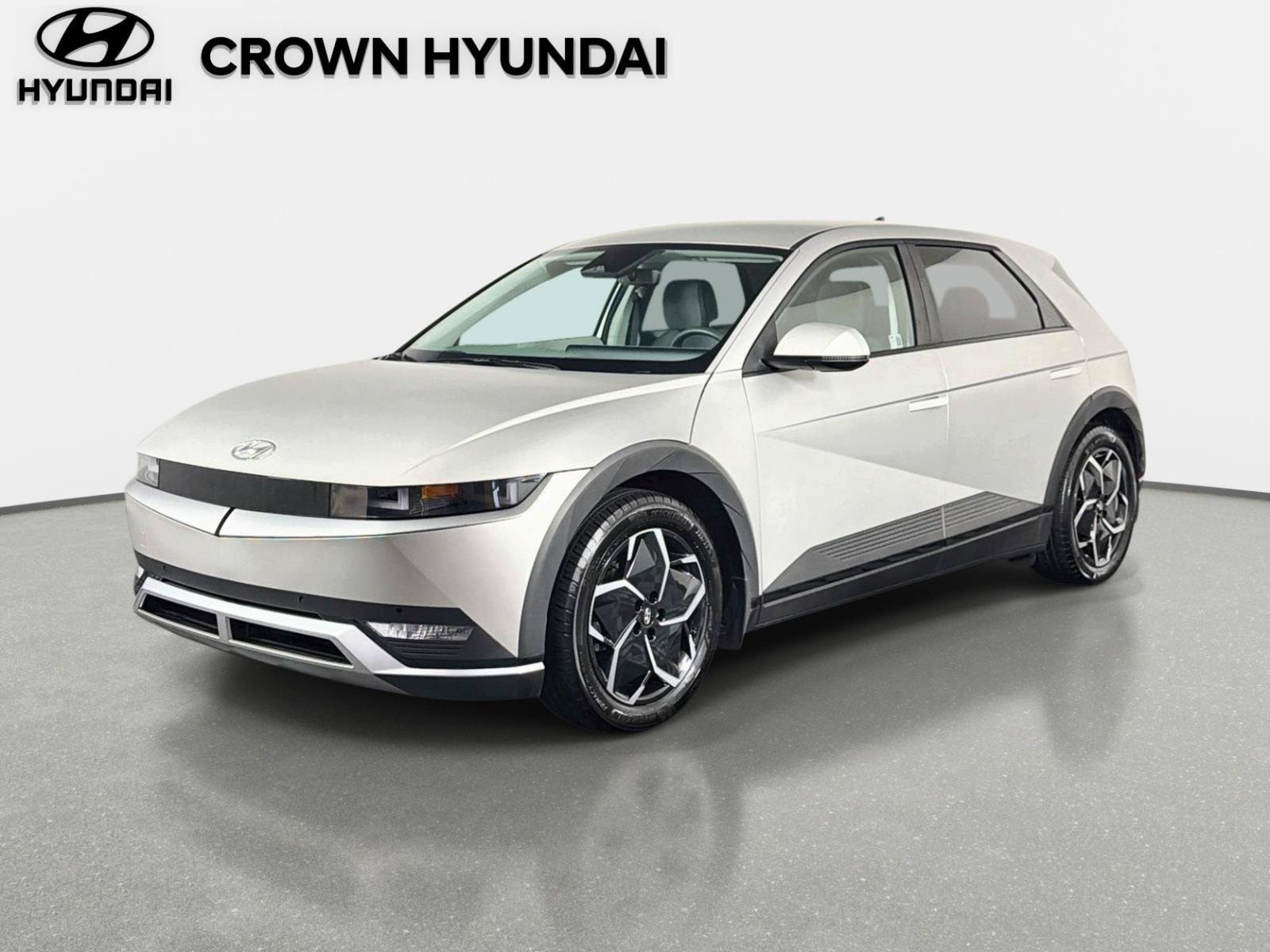 Used 2024 Hyundai Ioniq 5 SEL RWD image 1