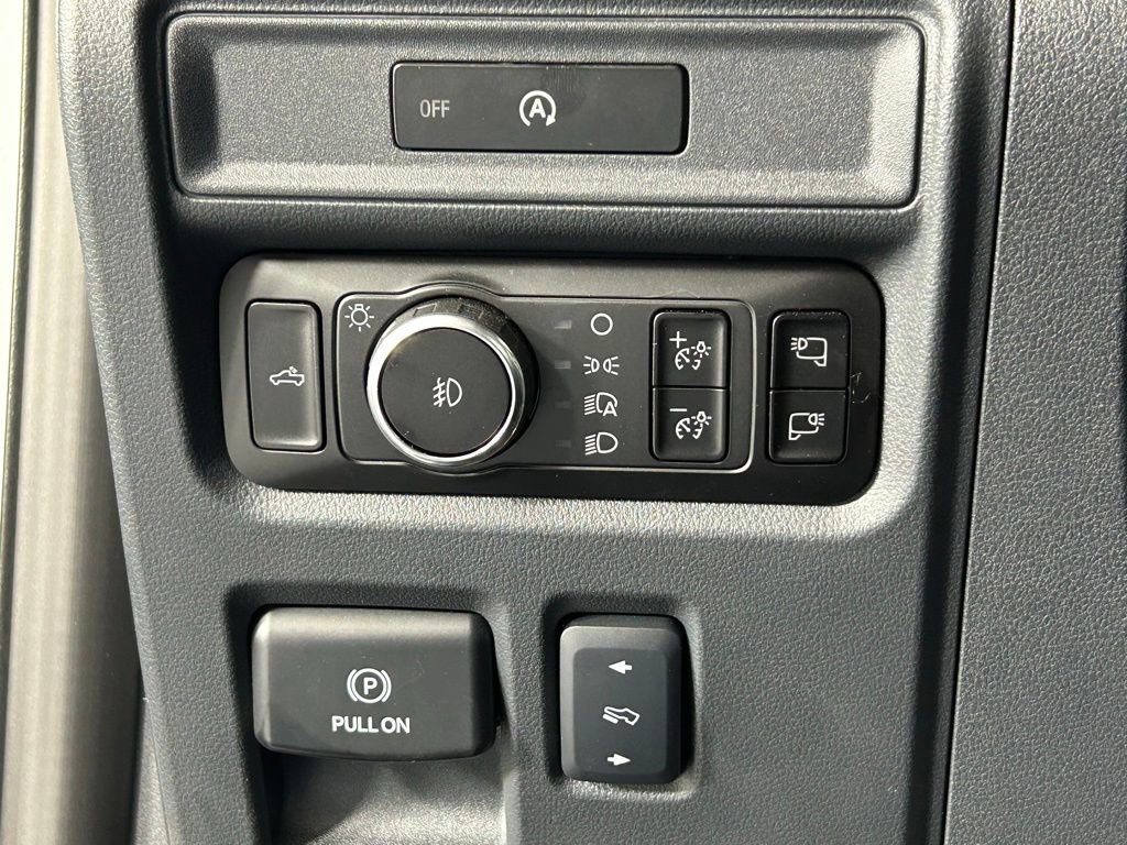 Used 2025 Ford F150 Lariat w/ Equipment Group 502A High AWD/4WD image 34