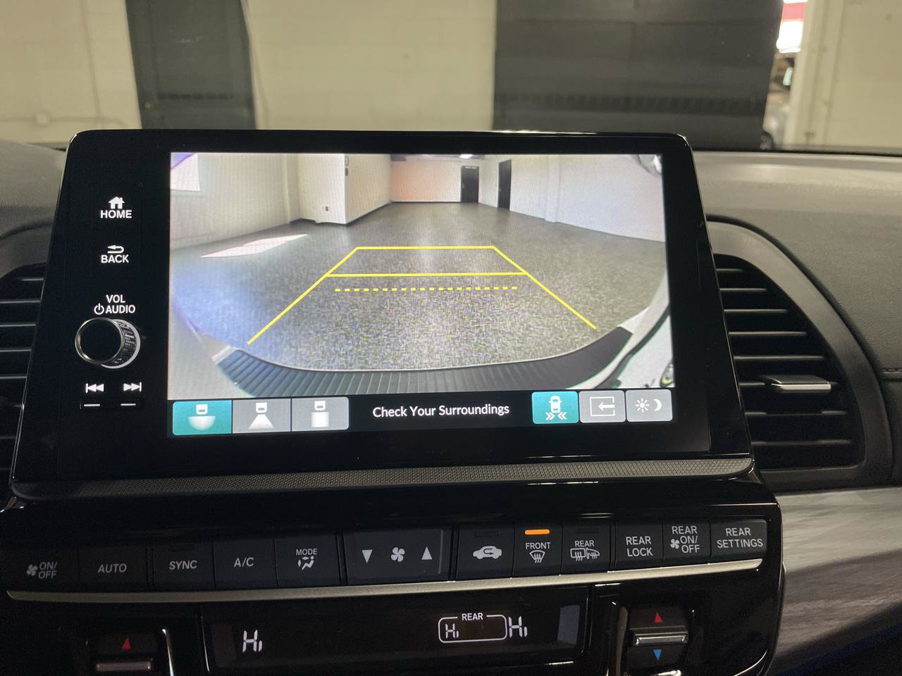 Used 2026 Honda Odyssey Elite image 25