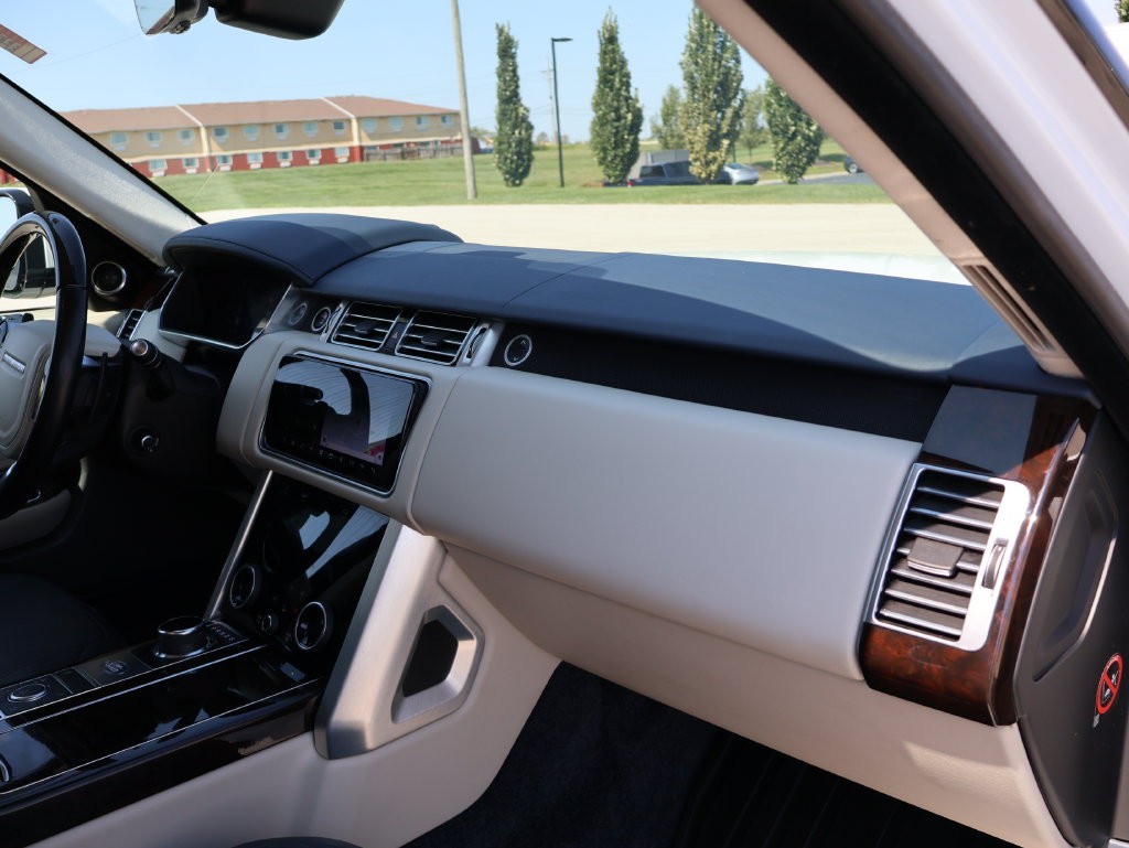 Used 2019 Land Rover Range Rover Long Wheelbase Supercharged AWD/4WD image 10