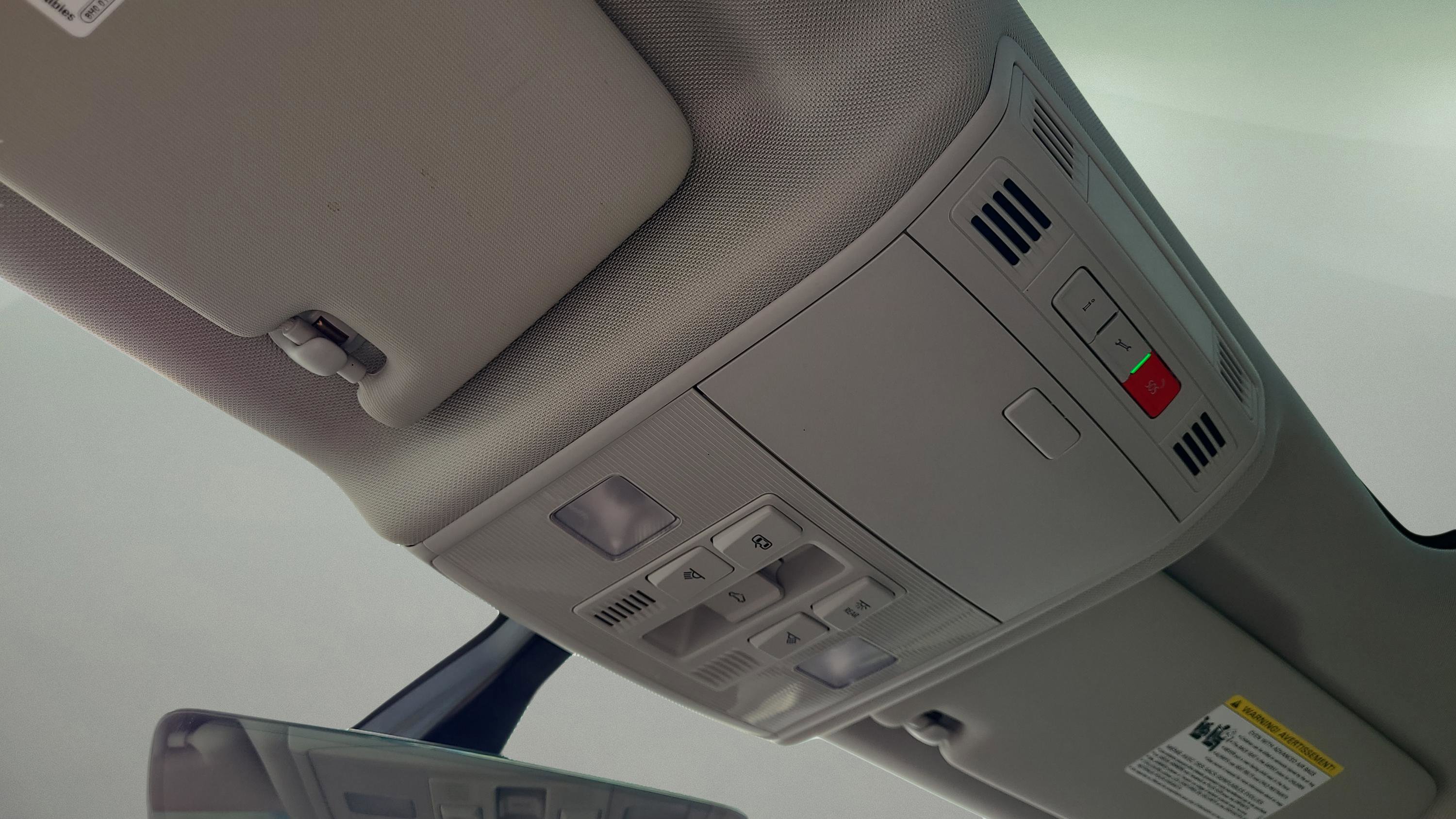 Used 2021 Volkswagen Golf 4-Door image 23