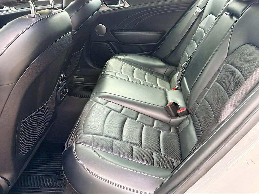 Used 2022 Kia Stinger GT2 AWD/4WD image 26