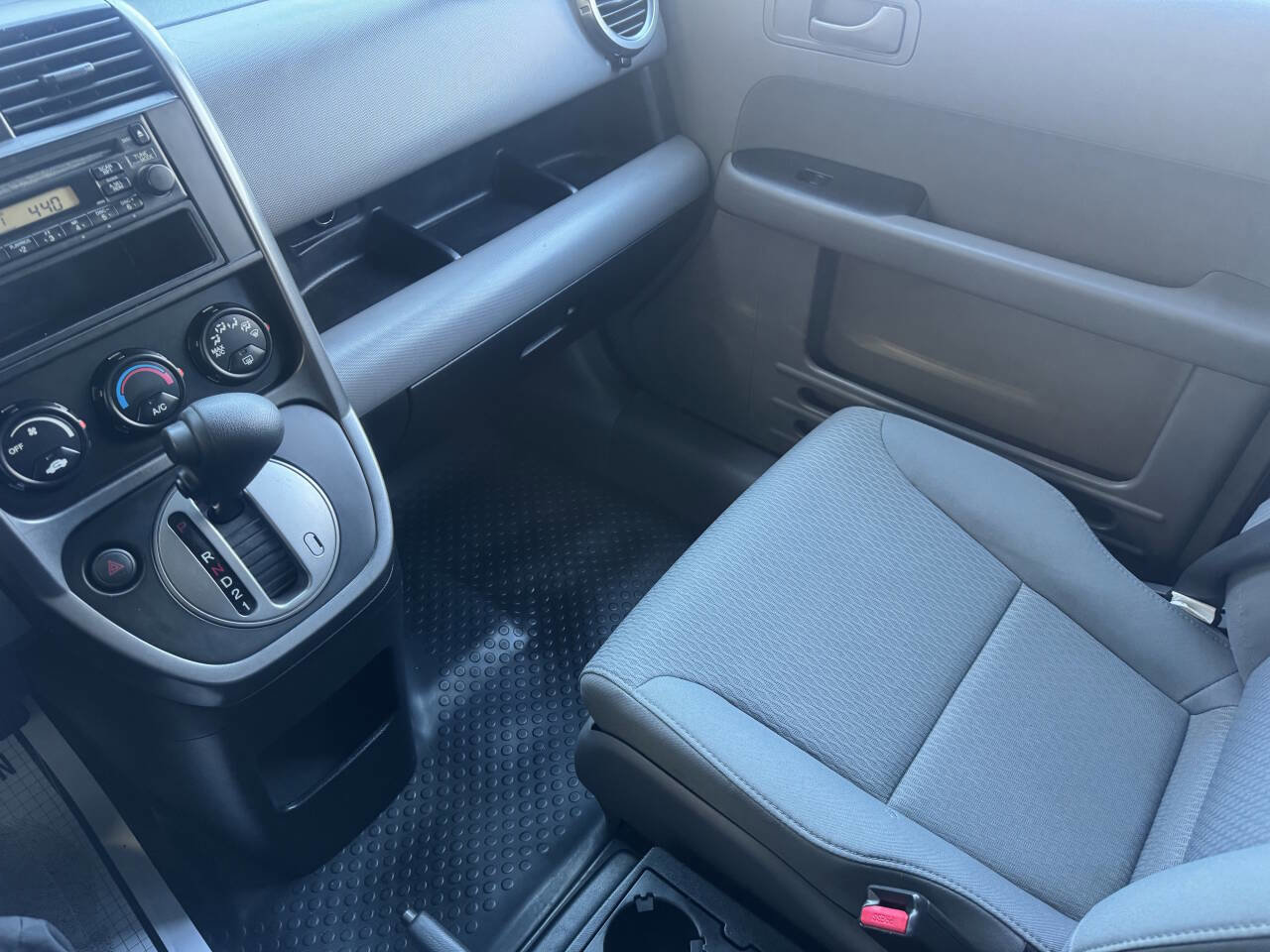 Used 2010 Honda Element LX image 11