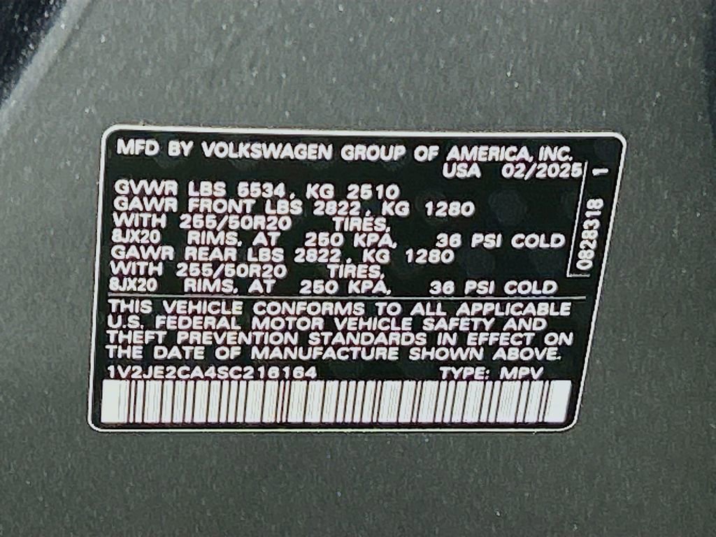 Used 2025 Volkswagen Atlas Cross Sport SE FWD image 30