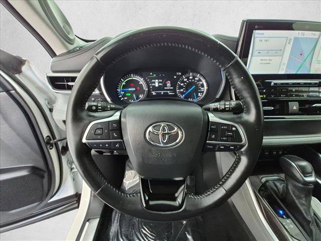 Used 2021 Toyota Highlander Platinum AWD/4WD image 30
