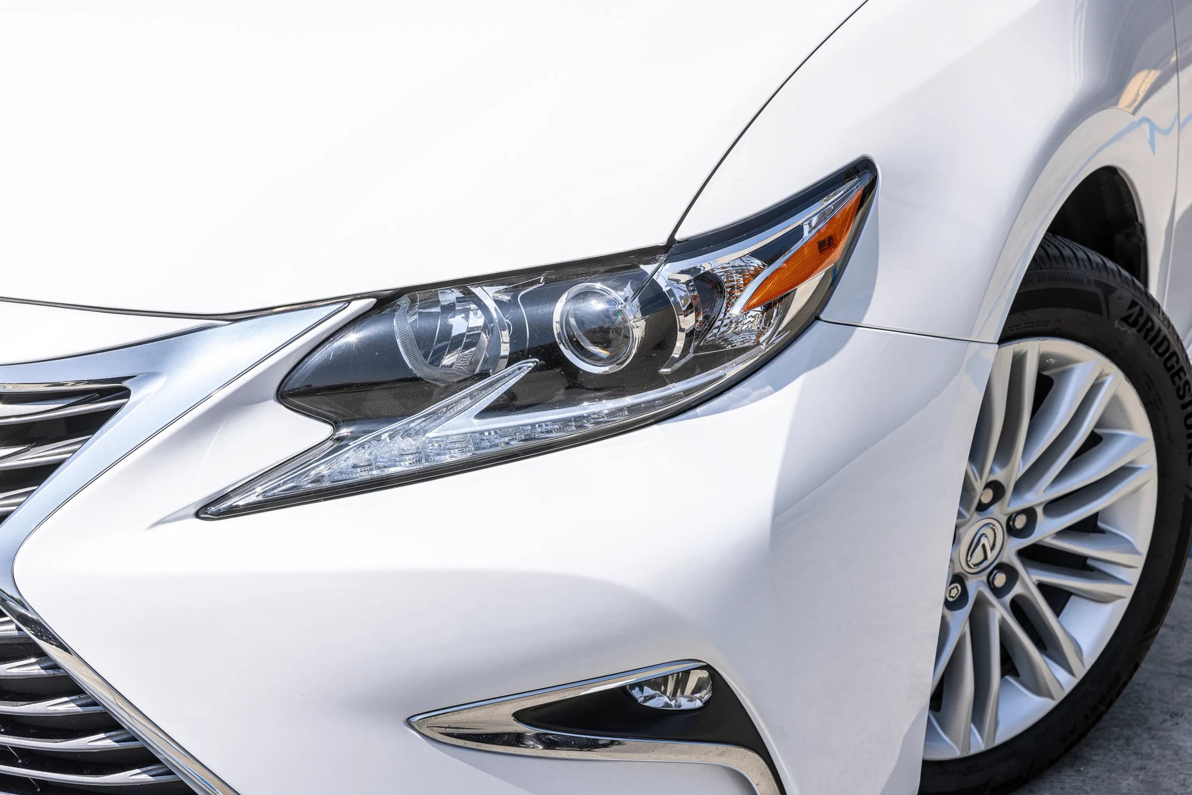 Used 2017 Lexus ES 350 w/ Accessory Package 2 FWD image 8