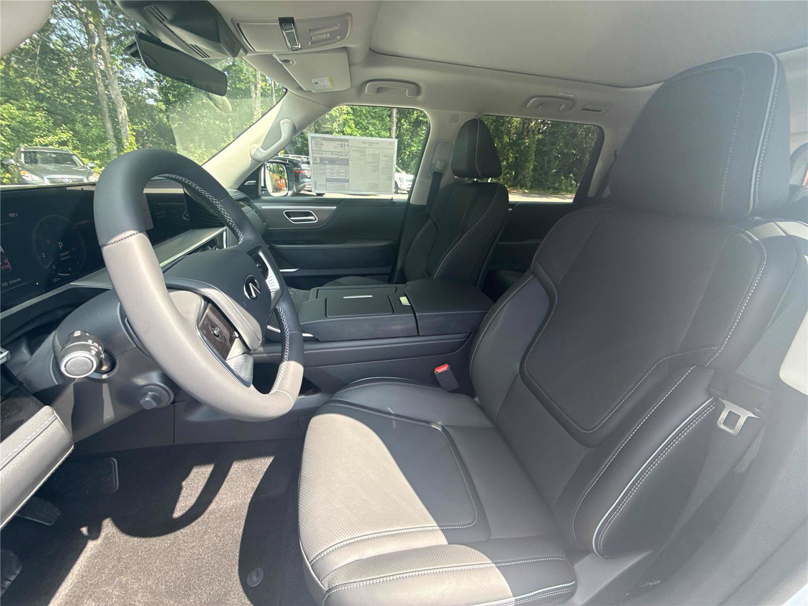 New 2027 INFINITI QX80 Luxe w/ Cargo Package RWD image 11