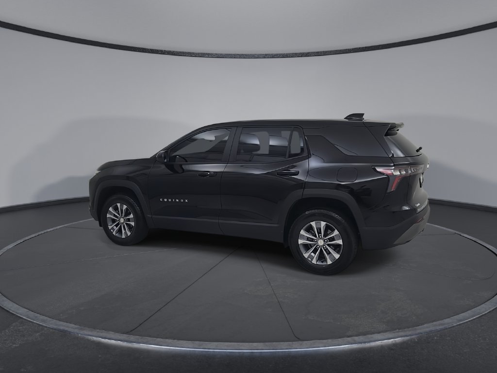 Used 2026 Chevrolet Equinox LT AWD/4WD image 10