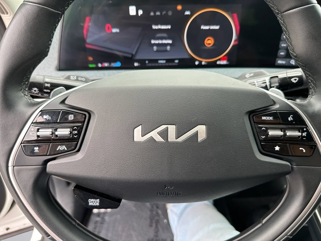 Used 2024 Kia EV6 Wind RWD image 20