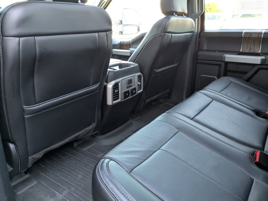 Used 2019 Ford F150 Lariat w/ Equipment Group 502A Luxury AWD/4WD image 32
