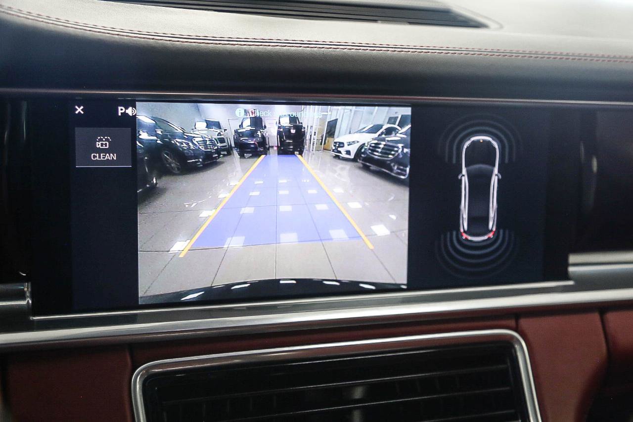 Used 2018 Porsche Panamera 4S w/ Premium Package Plus AWD/4WD image 23