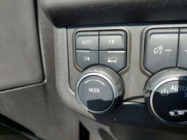 Used 2021 Chevrolet Tahoe RST w/ Rear Media and Nav Package AWD/4WD image 38
