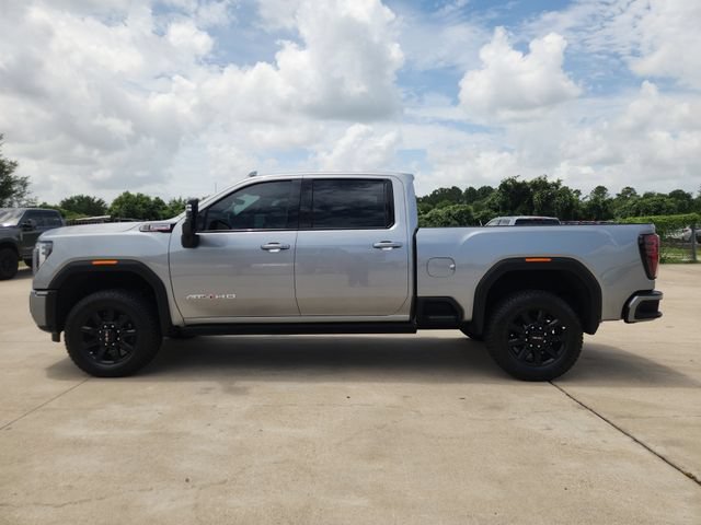 Used 2026 GMC Sierra 2500 AT4 w/ AT4 Premium Plus Package AWD/4WD image 4
