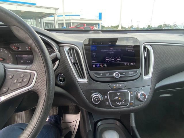 Used 2024 Chevrolet Malibu LS FWD image 25