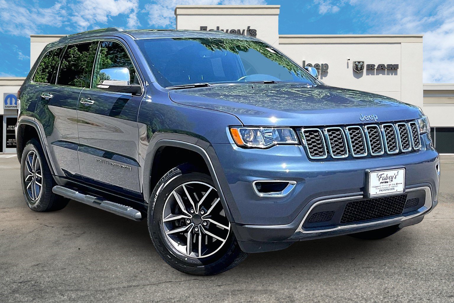 Certified 2021 Jeep Grand Cherokee Limited AWD/4WD image 11